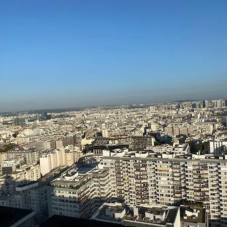 Superbe Avec Piscine Et Vue Sur Appartement *